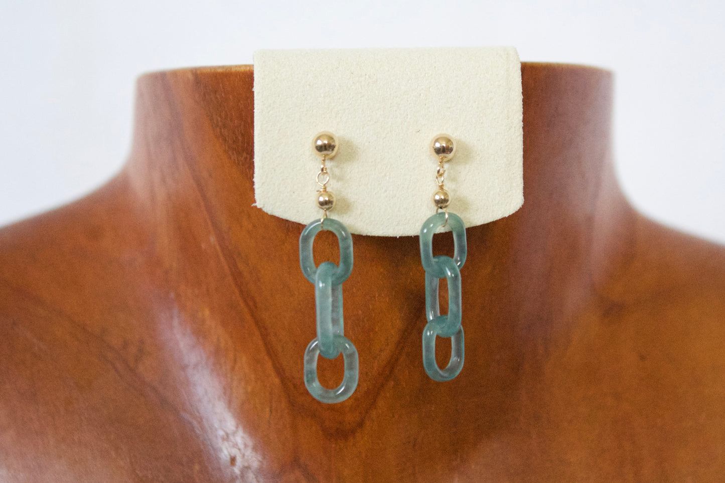 14K Chain Jade Earring