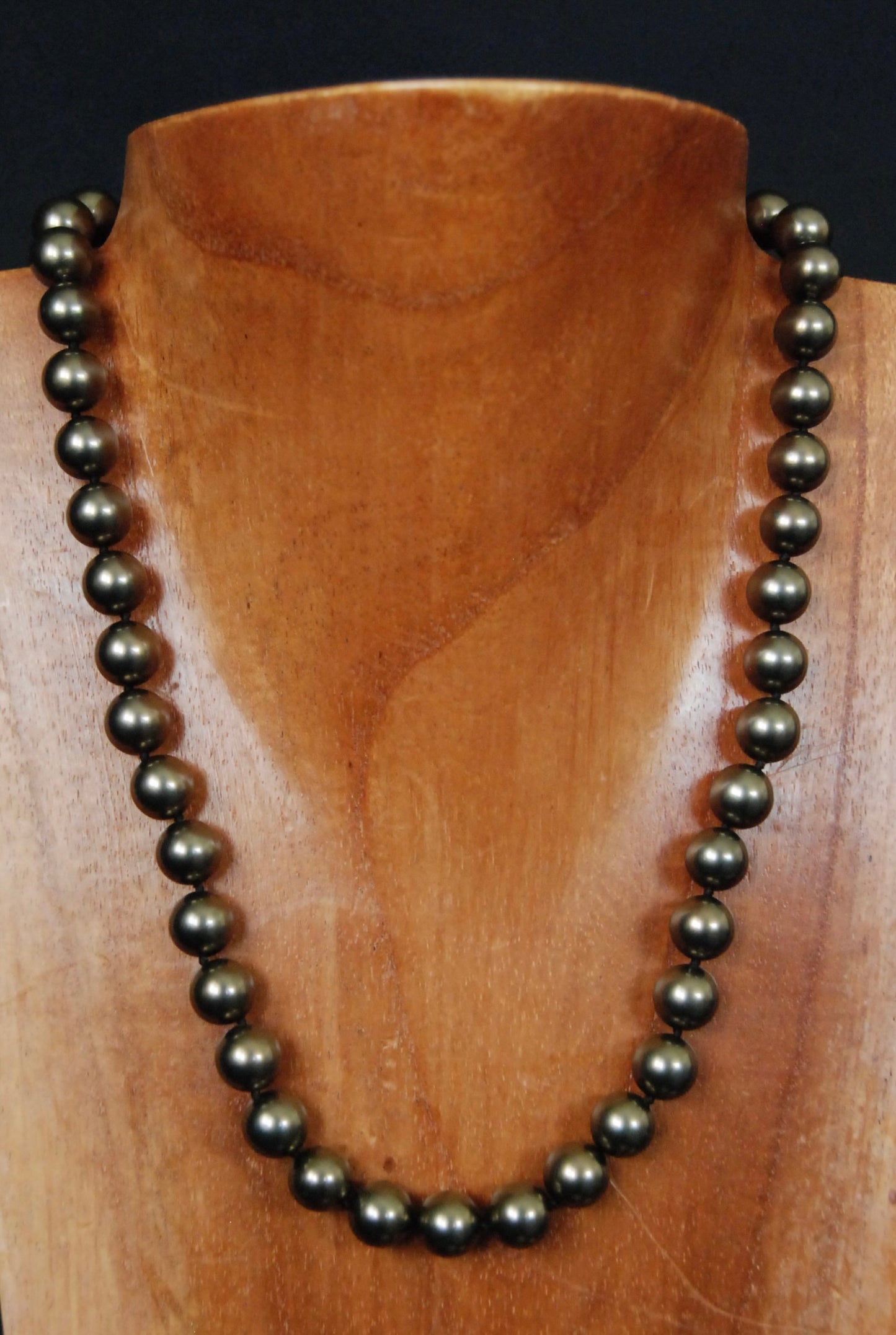 Chocolate Mother of Pearl Necklace