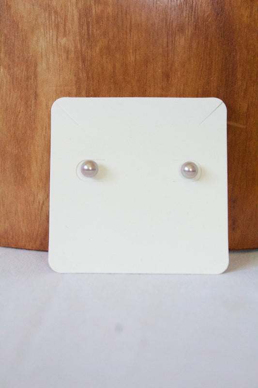Mini Shell Pearl Earring