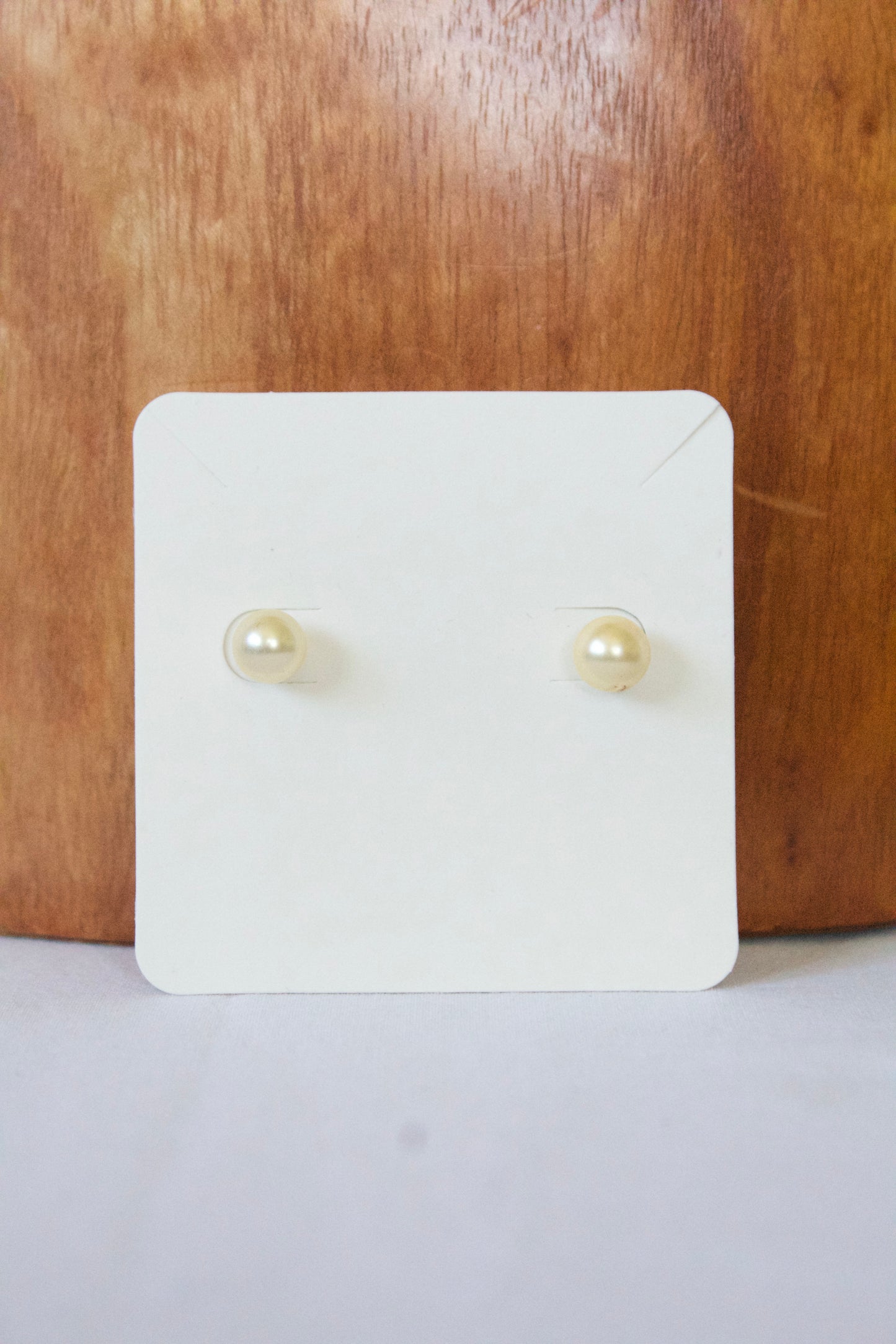 Small Shell Pearl Stud Earring