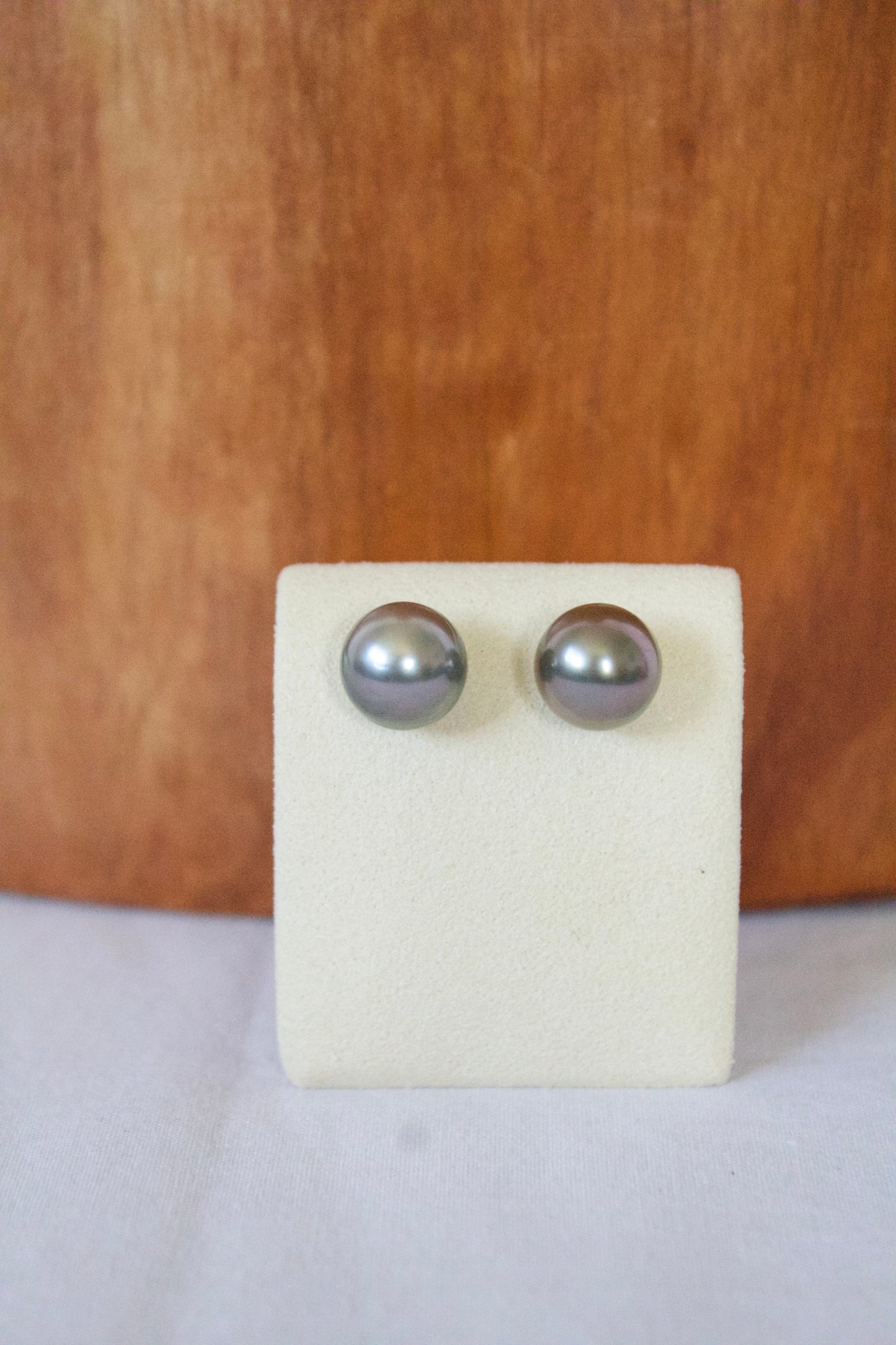 Tahitian Pearl Earring