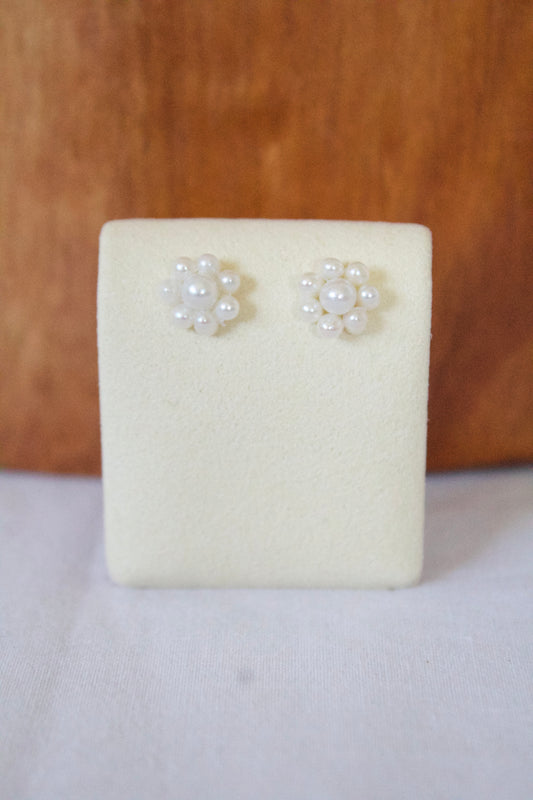 Flower Fresh Water Pearl Earring